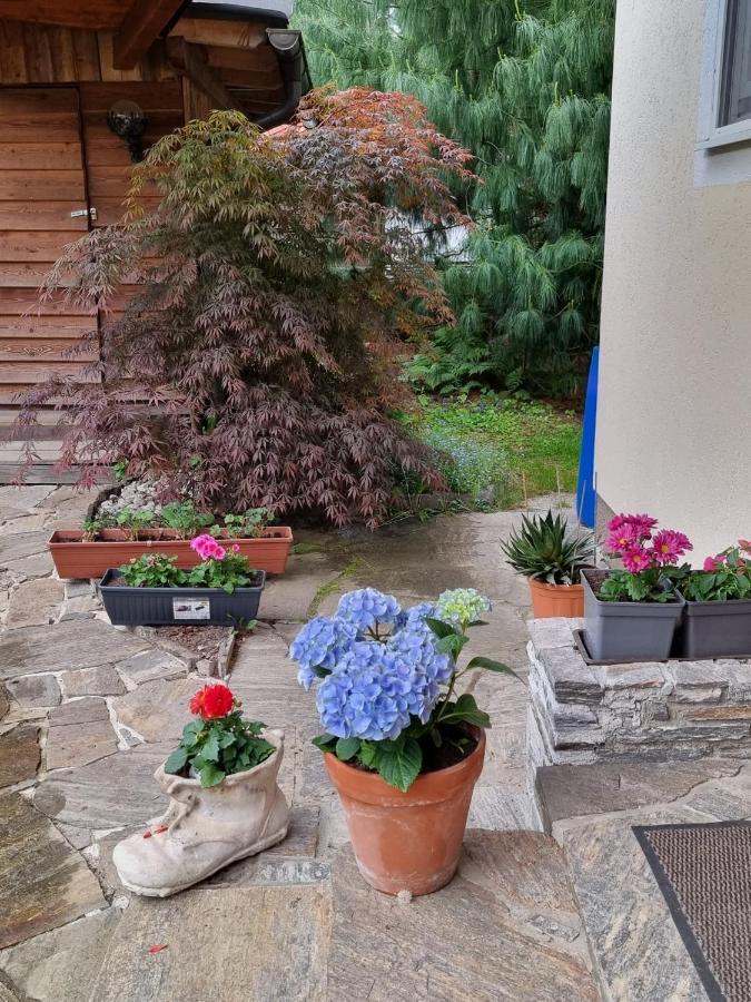 Haus Flora - Ferienwohnung Bodensdorf Exterior photo